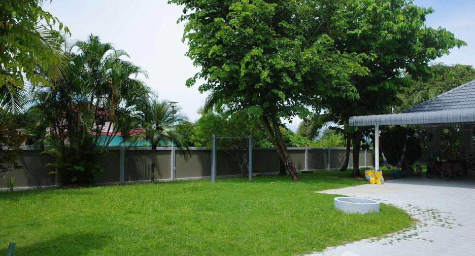 For rent 4 bedrooms house in Doi Saket, Chiang Mai