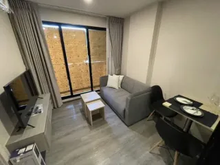 出售 1 卧室 公寓 在 Phra Khanong, 曼谷