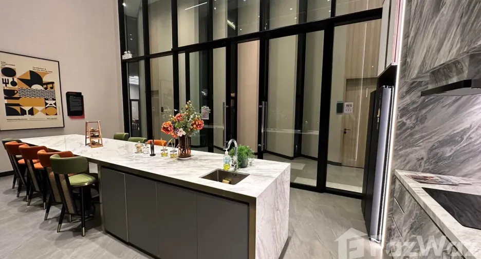 For sale 1 bed condo in Min Buri, Bangkok