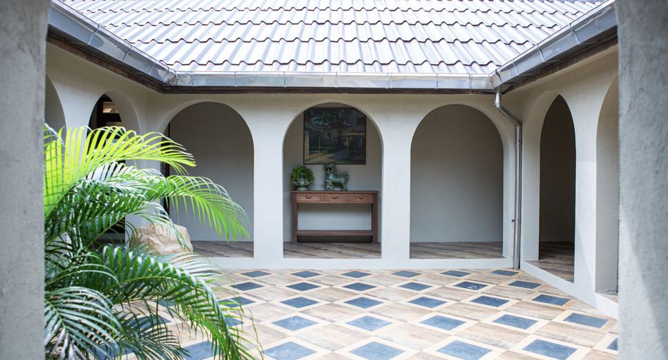 For rent 5 bedrooms villa in Ko Samui, Surat Thani