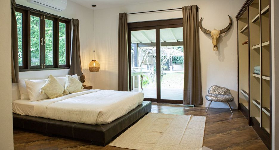 For rent 5 bedrooms villa in Ko Samui, Surat Thani