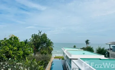 Condo en venta de 3 habitaciones 
