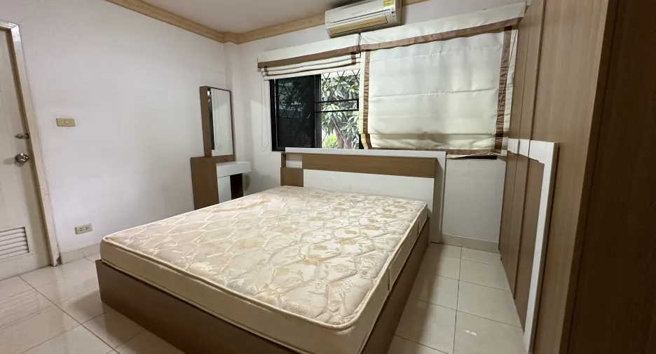 For sale 4 bedrooms house in San Sai, Chiang Mai