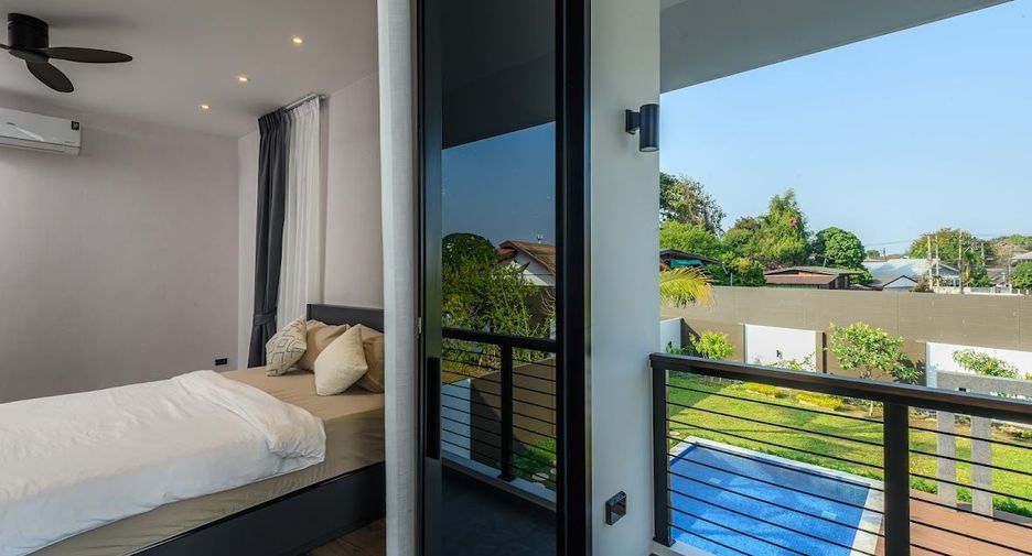 For sale 3 bedrooms villa in Mueang Chiang Mai, Chiang Mai