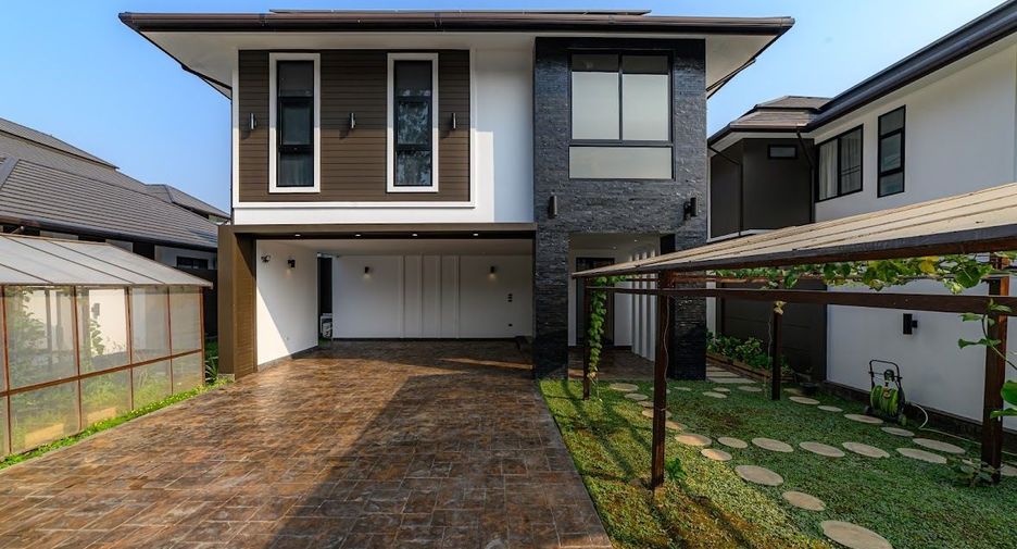 For sale 3 bedrooms villa in Mueang Chiang Mai, Chiang Mai