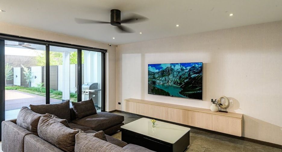 For sale 3 bedrooms villa in Mueang Chiang Mai, Chiang Mai