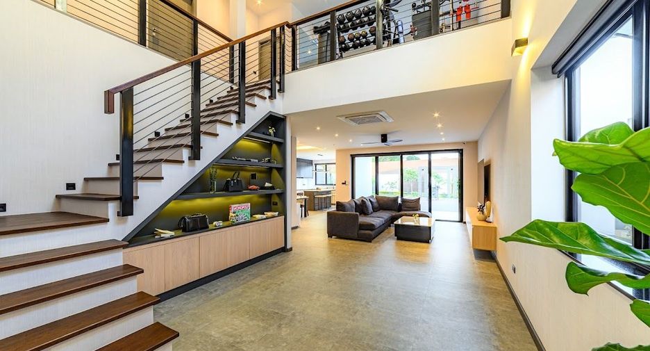 For sale 3 bedrooms villa in Mueang Chiang Mai, Chiang Mai