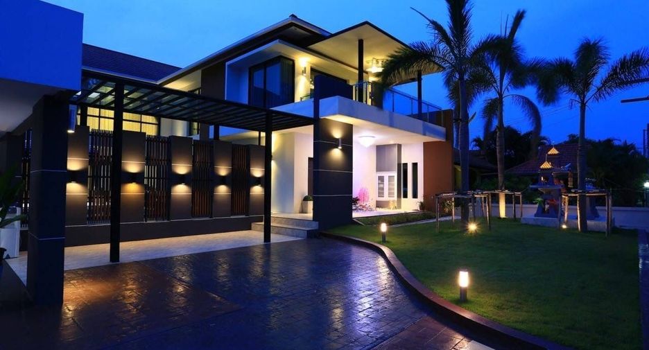 For sale and for rent 4 bedrooms house in San Sai, Chiang Mai