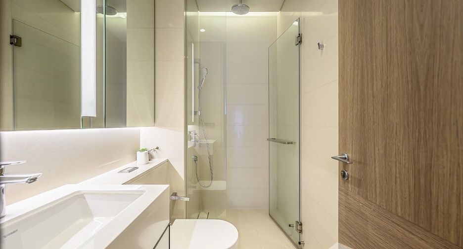 For sale and for rent 2 bedrooms condo in Watthana, Bangkok