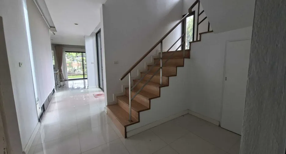 Haus zum Kauf und zur Miete mit 3 Zimmer in Hang Dong, Chiang Mai