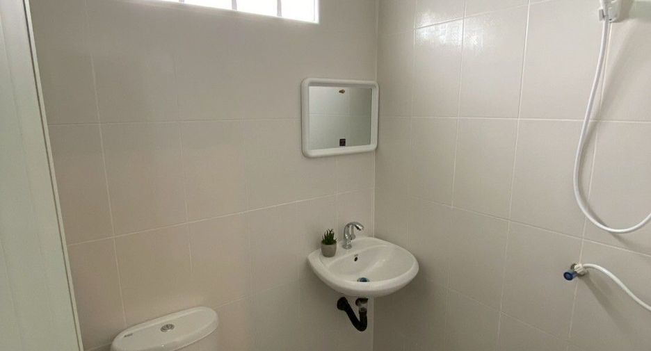 For rent studio apartment in Si Racha, Chonburi
