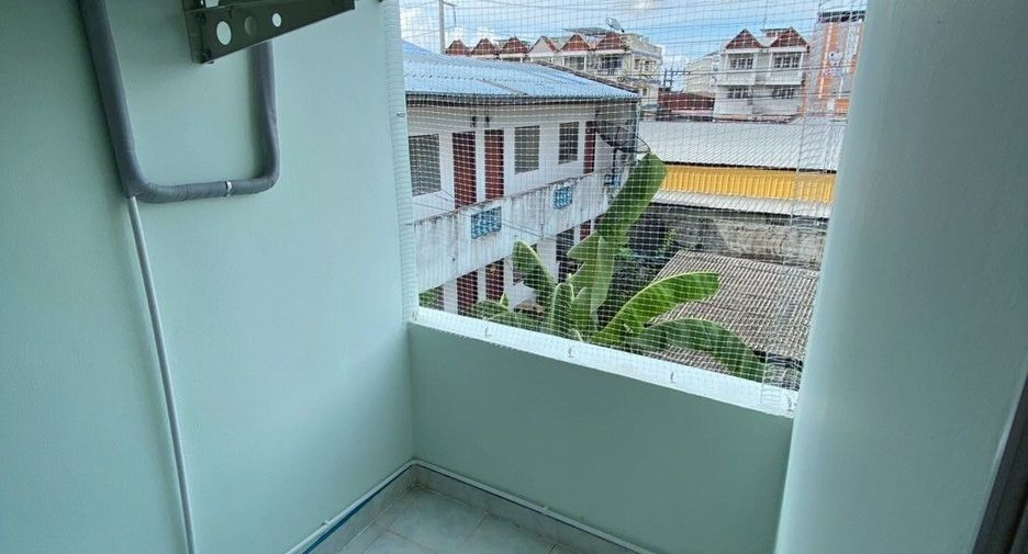 For rent studio apartment in Si Racha, Chonburi