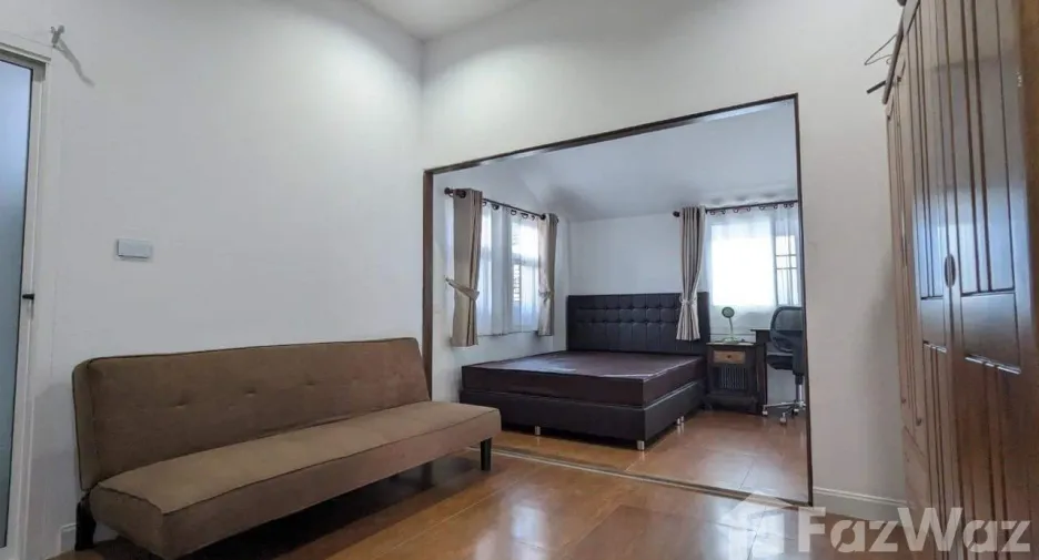 For rent 3 bedrooms villa in Mueang Chiang Mai, Chiang Mai