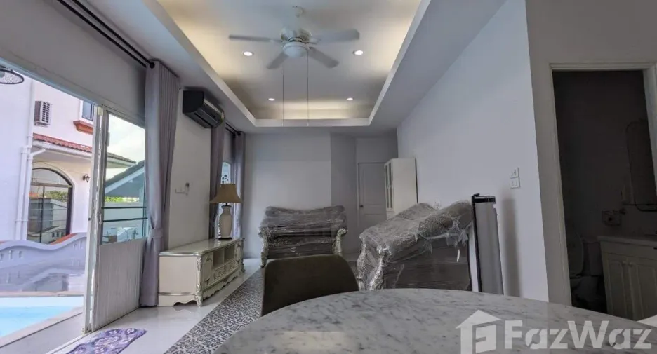 For rent 3 bedrooms villa in Mueang Chiang Mai, Chiang Mai