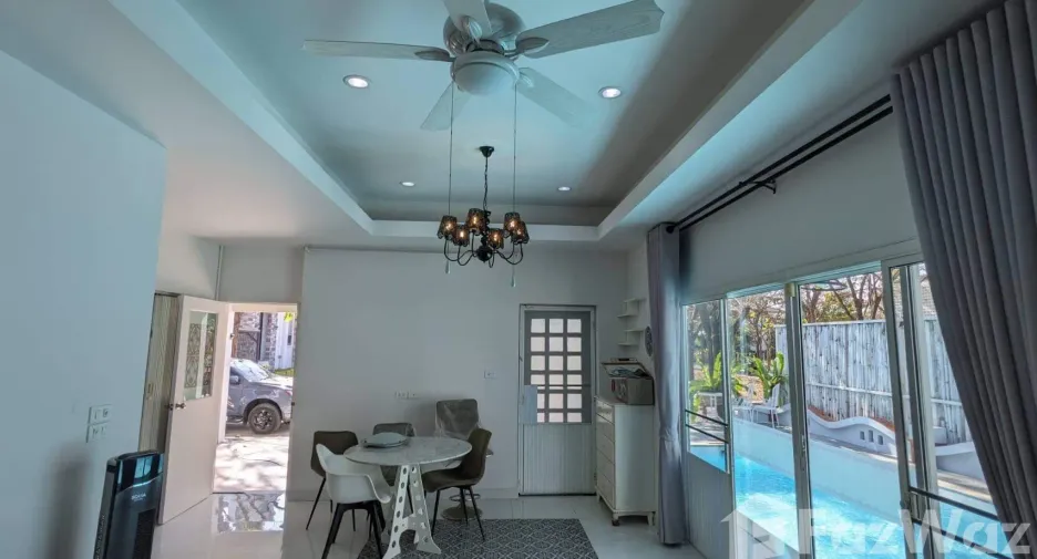 For rent 3 bedrooms villa in Mueang Chiang Mai, Chiang Mai