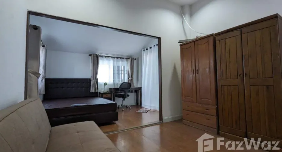 For rent 3 bedrooms villa in Mueang Chiang Mai, Chiang Mai