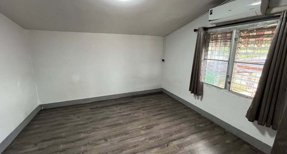 For sale 3 bedrooms townhouse in Mueang Chiang Mai, Chiang Mai
