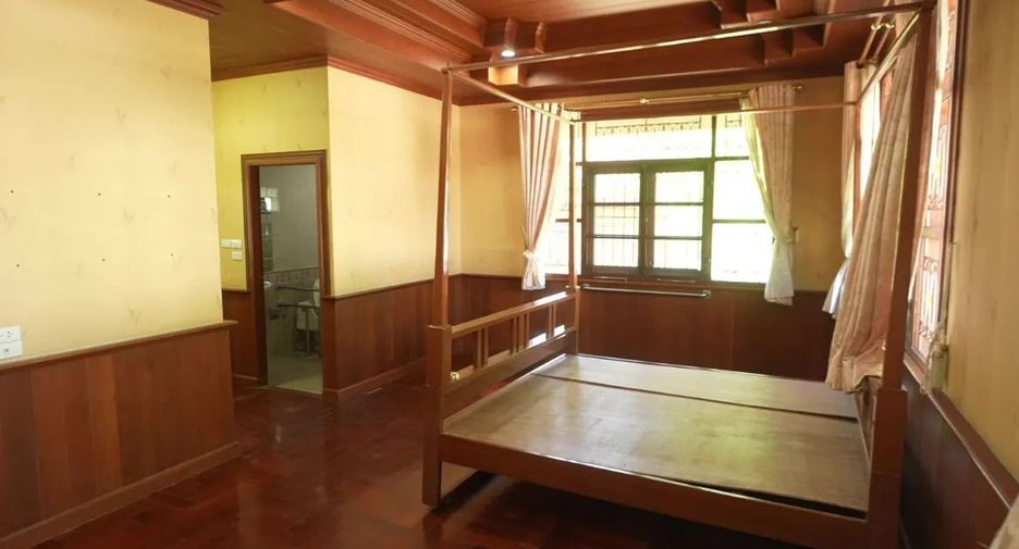For sale 5 bedrooms house in Doi Saket, Chiang Mai