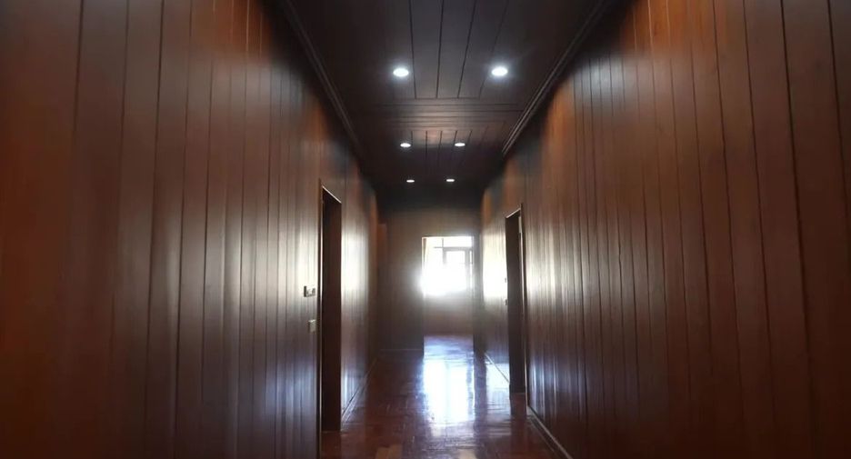 For sale 5 bedrooms house in Doi Saket, Chiang Mai