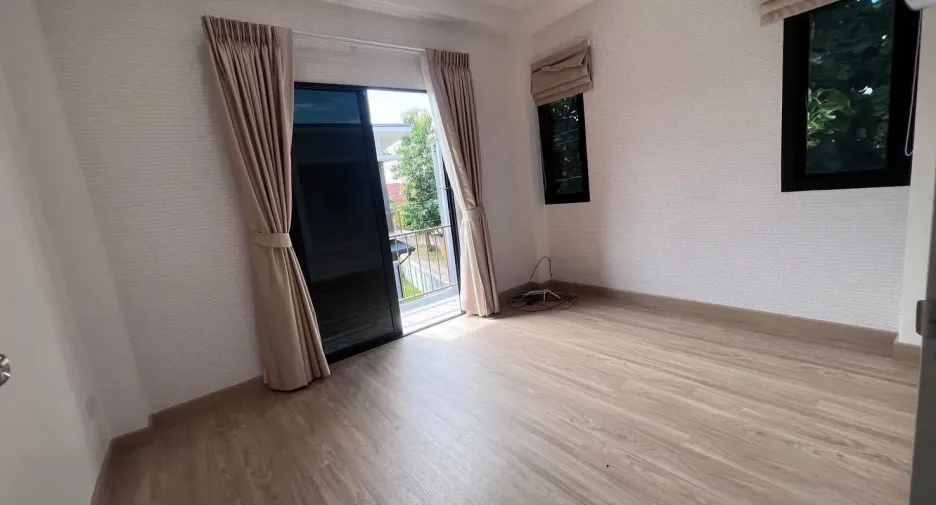 For rent 3 bedrooms house in Hang Dong, Chiang Mai