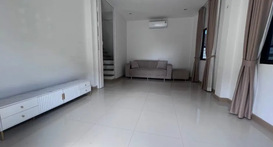 For rent 3 bedrooms house in Hang Dong, Chiang Mai