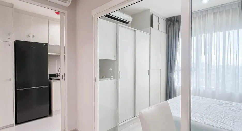 Condo en alquiler de 1 habitaciones en Bang Sue, Bangkok
