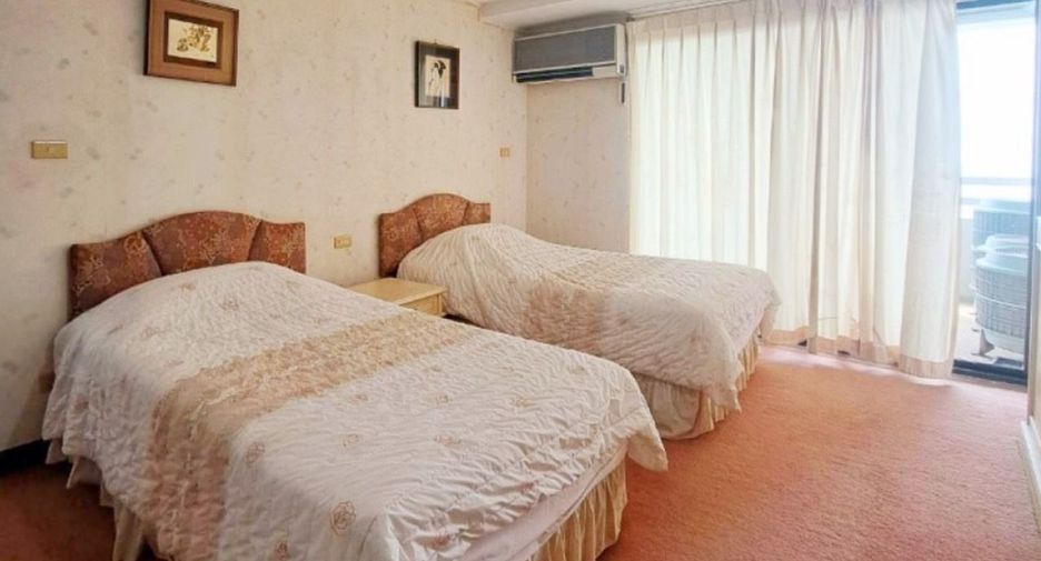For sale 2 bedrooms condo in Cha Am, Phetchaburi