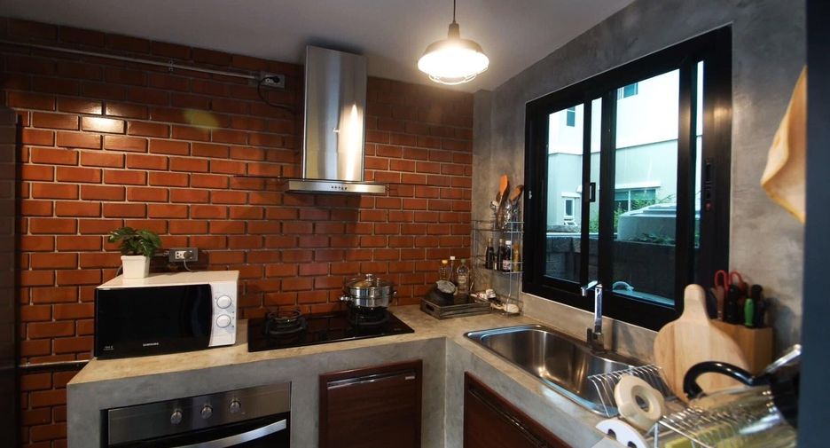 For sale そして for rent 3 ベッドルーム house in San Kamphaeng, Chiang Mai