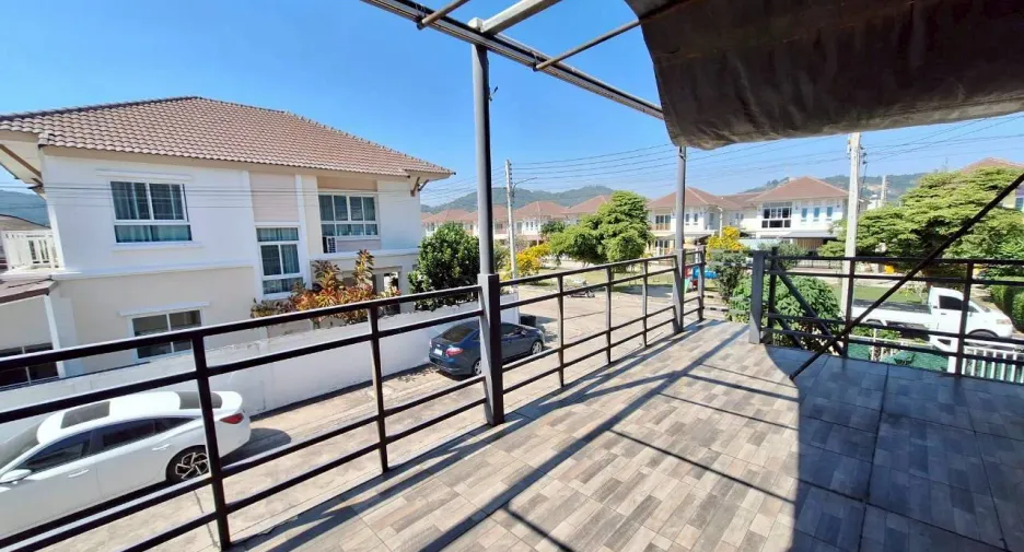 For sale and for rent 4 bedrooms townhouse in Hua Hin, Prachuap Khiri Khan