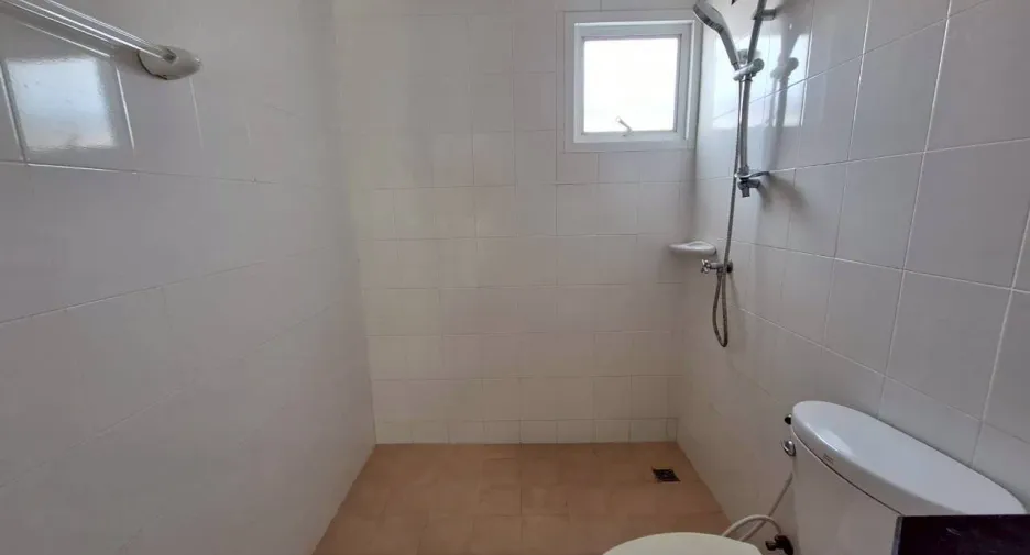 For sale and for rent 4 bedrooms townhouse in Hua Hin, Prachuap Khiri Khan