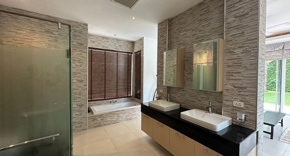 For sale and for rent 4 bedrooms villa in Hua Hin, Prachuap Khiri Khan