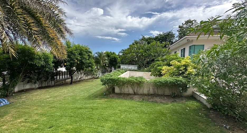 For sale and for rent 4 bedrooms villa in Hua Hin, Prachuap Khiri Khan