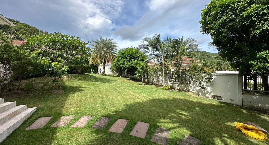 For sale and for rent 4 bedrooms villa in Hua Hin, Prachuap Khiri Khan