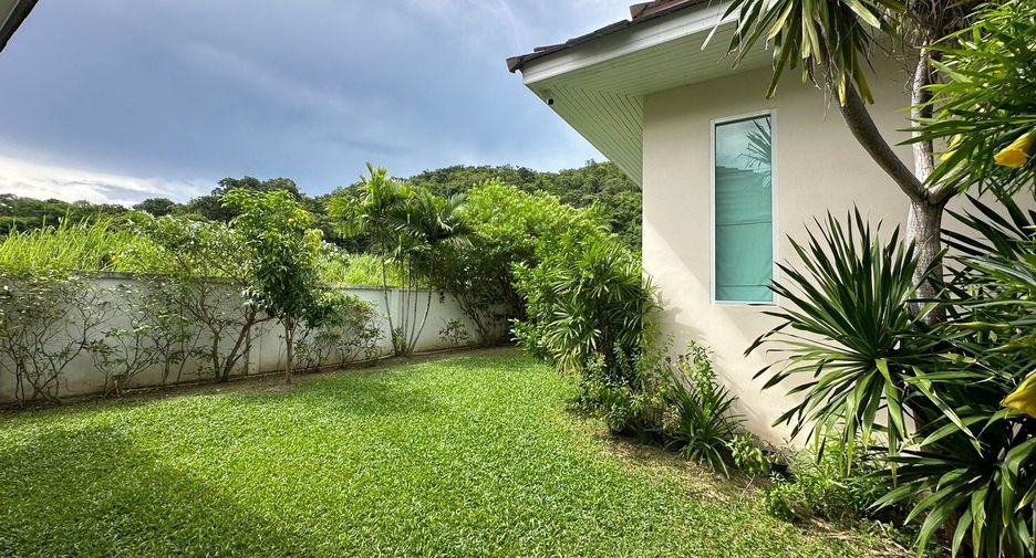 For sale and for rent 4 bedrooms villa in Hua Hin, Prachuap Khiri Khan
