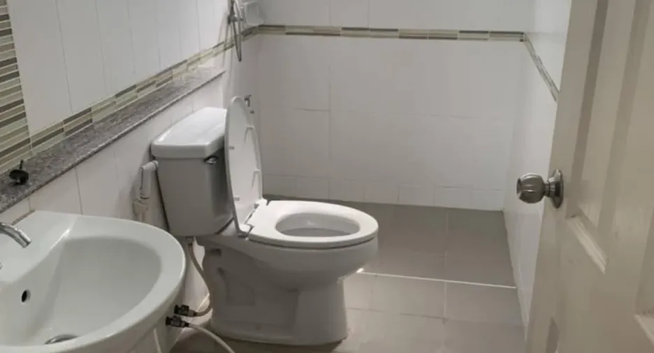For rent 3 bedrooms house in San Sai, Chiang Mai