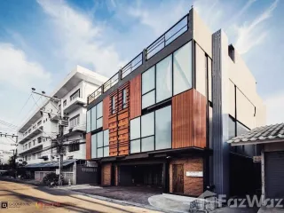 For sale 8 bedrooms townhouse in Hua Hin, Prachuap Khiri Khan