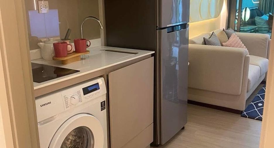 For sale studio condo in Khlong Toei, Bangkok