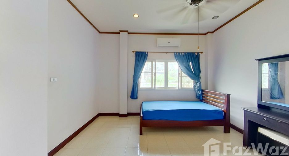 À vendre et à louer 4 chambres maison à San Kamphaeng, Chiang Mai