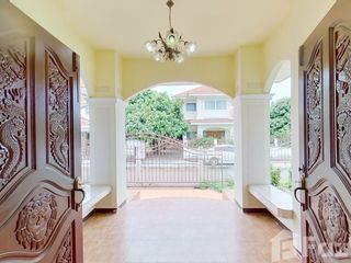 Продажа и аренда 4 спальни дом в Сан Кампаенг, Чианг Маи