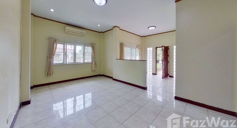 À vendre et à louer 4 chambres maison à San Kamphaeng, Chiang Mai