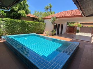 À vendre et à louer 3 chambres villa à Huay Yai, Pattaya
