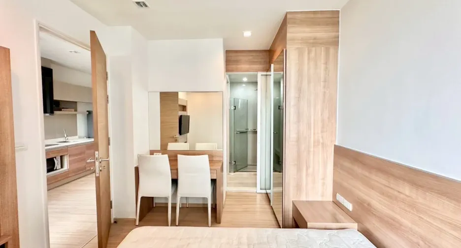 À vendre 1 chambre condo à Phra Khanong, Bangkok