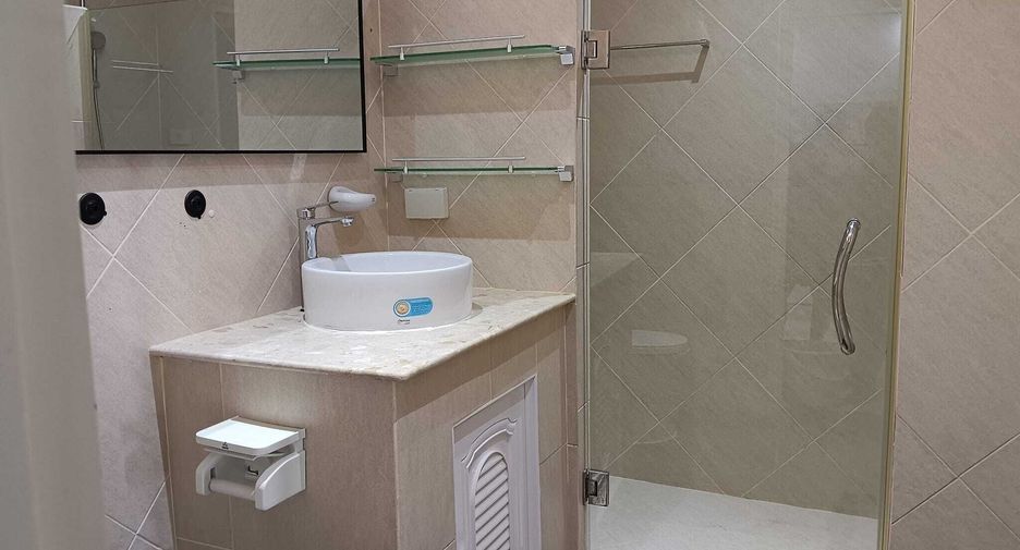 For rent 1 bed condo in Bang Lamung, Chonburi