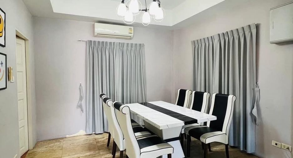 Villa zur Miete mit 5 Zimmer in Bang Lamung, Chonburi