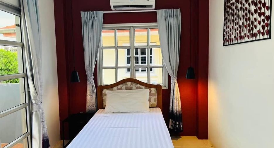 Villa zur Miete mit 5 Zimmer in Bang Lamung, Chonburi