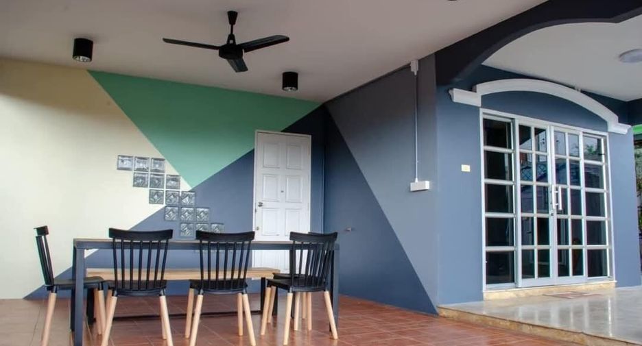 Villa zur Miete mit 5 Zimmer in Bang Lamung, Chonburi