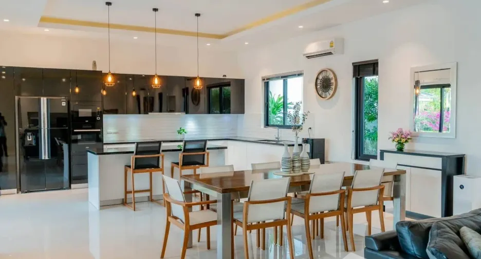 À vendre 4 chambres villa à Cha Am, Phetchaburi