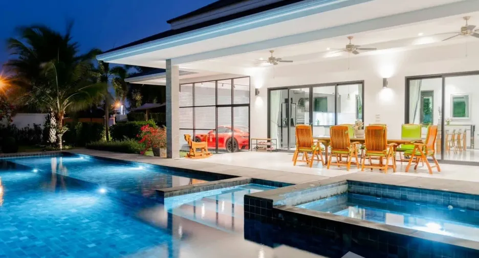 À vendre 4 chambres villa à Cha Am, Phetchaburi