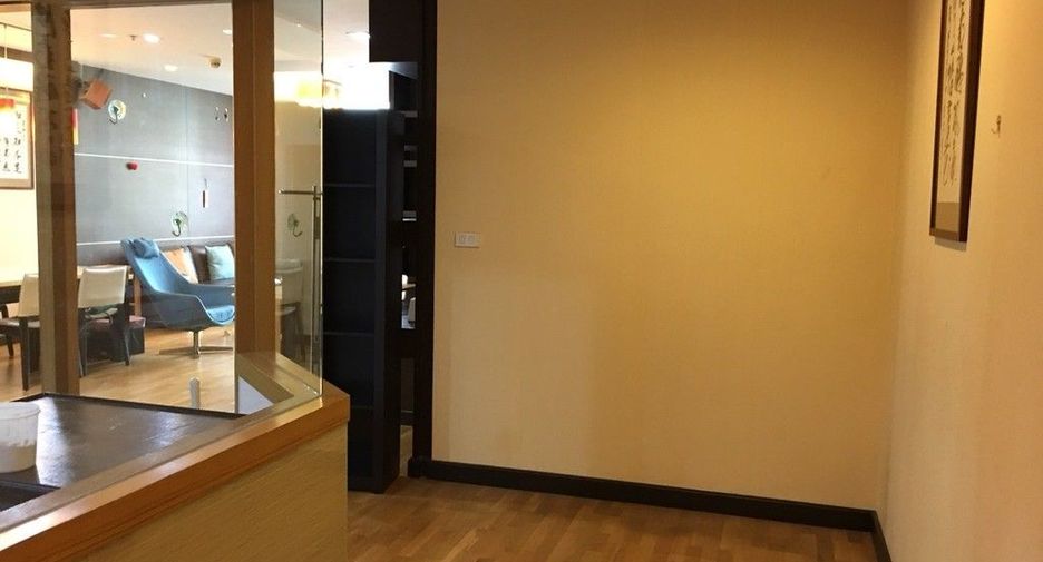 For sale and for rent 2 bedrooms condo in Sathon, Bangkok