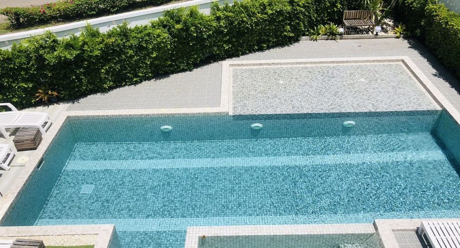 For sale and for rent 4 bedrooms villa in Bang Lamung, Chonburi